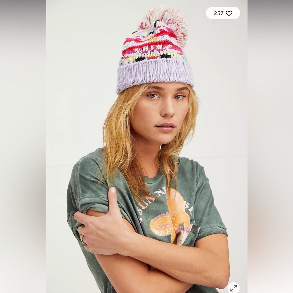 Free People Pixie Pom Beanie Lavender Purple Pink - Like a New